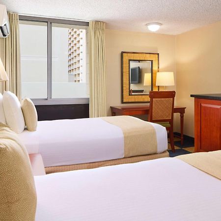 Ewa Hotel Waikiki Хонолулу Екстериор снимка