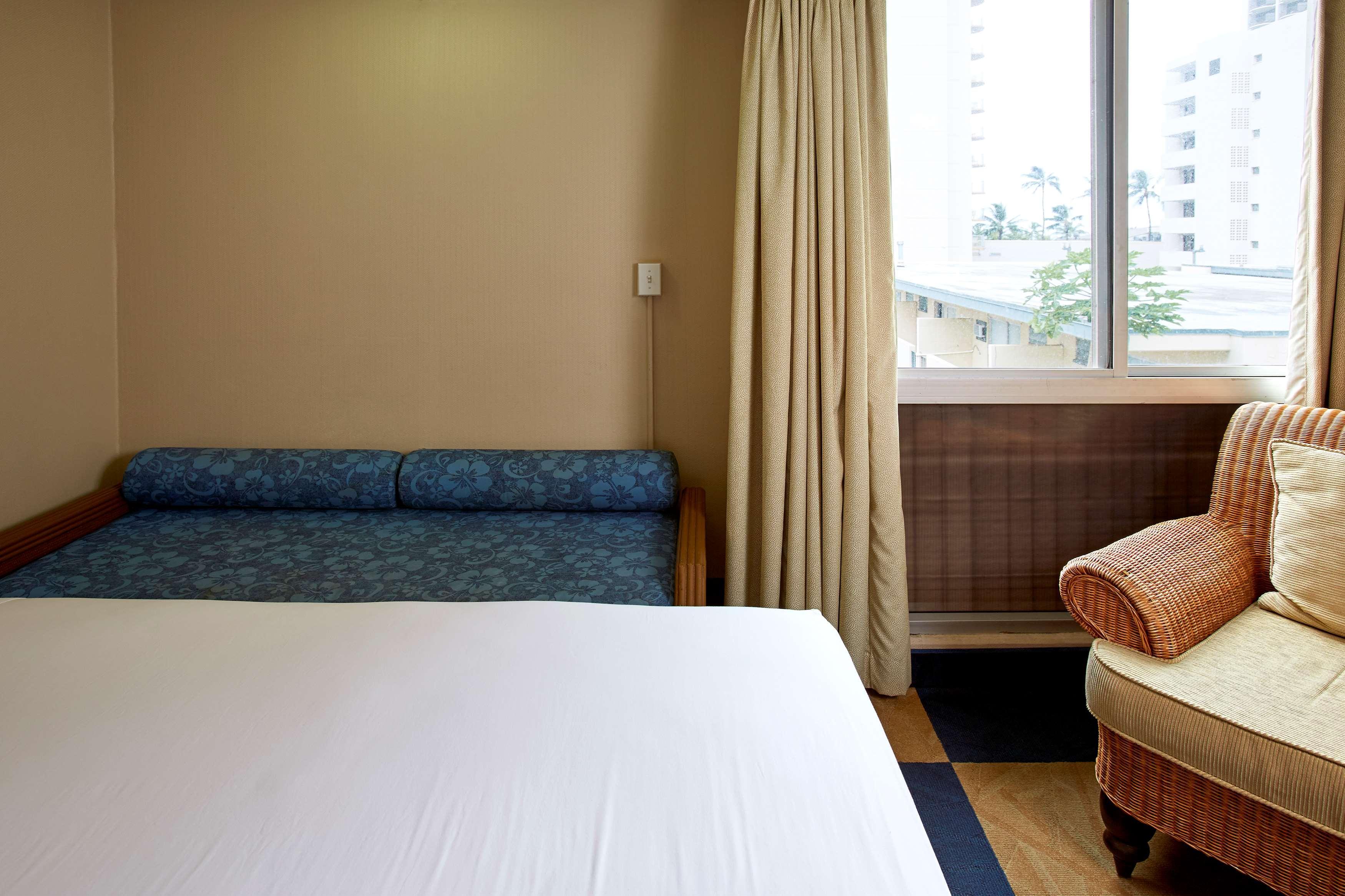 Ewa Hotel Waikiki Хонолулу Екстериор снимка