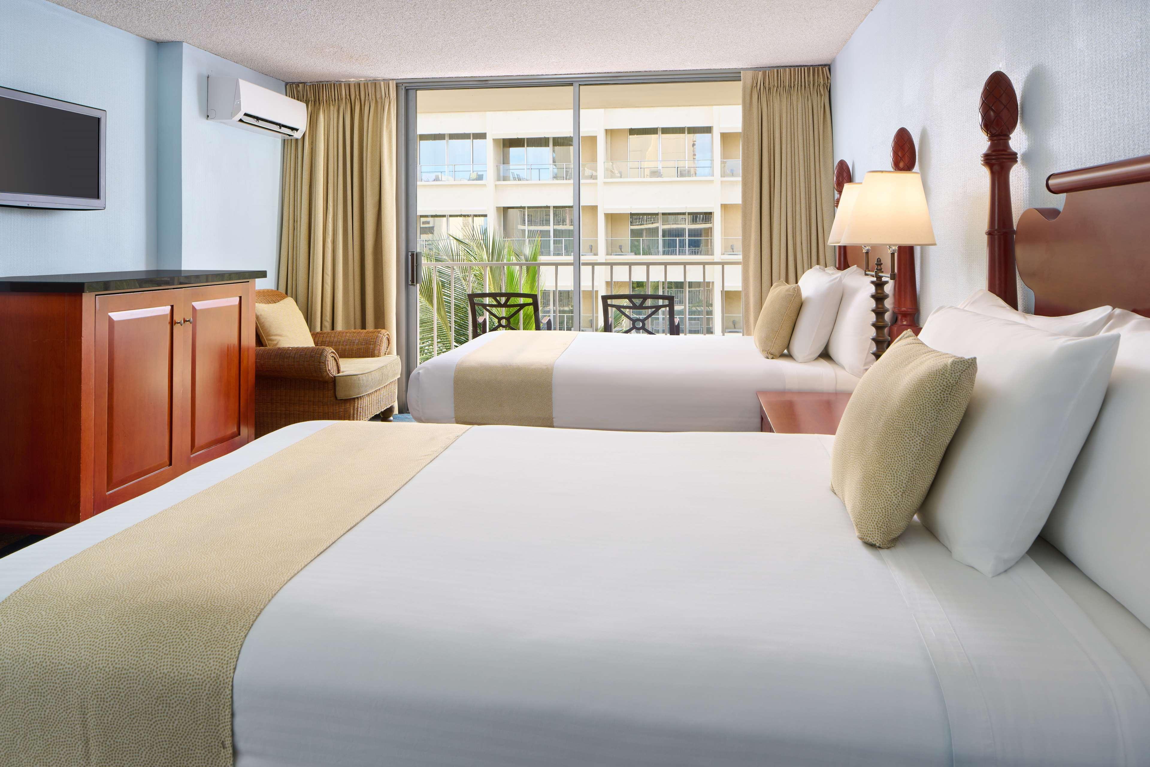 Ewa Hotel Waikiki Хонолулу Екстериор снимка