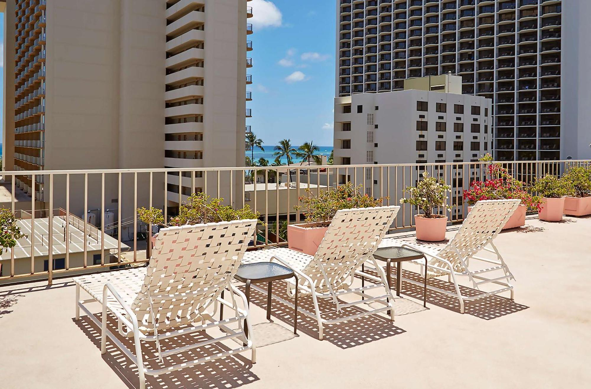 Ewa Hotel Waikiki Хонолулу Екстериор снимка